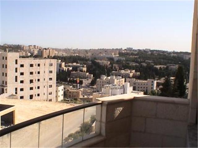من المالك مباشرة شقة مفروشة في تلاع العلي قرب شارع الجامعة الأردنية